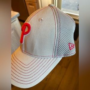 Men’s Phillies hat